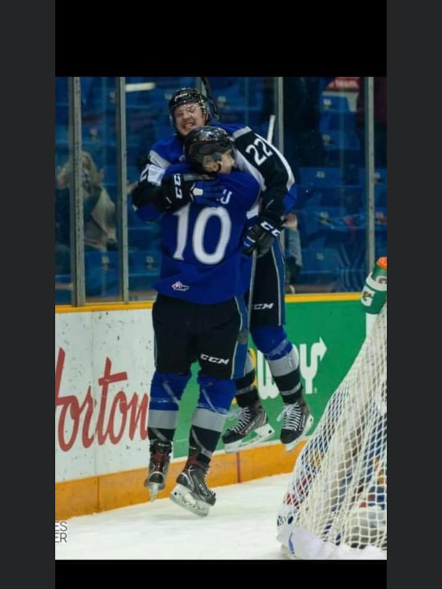 Marlyesesimms's tweet photo. #SaintJohnSeadogs #TDstation #QMJHL #prideofClarenville . so proud of my nephew #22, Liam Leonard. A goal and assist is reason to celebrate here. Good Luck for the rest of the season.#StaySafe β€οΈ https://t.co/hQJLqsyUCM