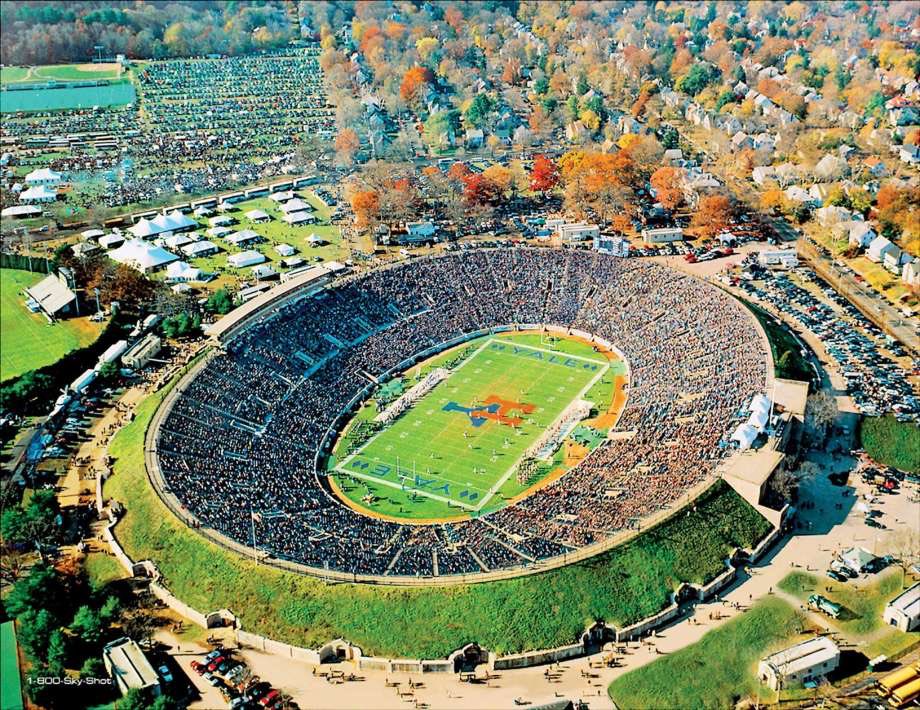 JakeMaikkula's tweet photo. I am very excited to have received an Ivy League offer to play Division 1 football at Yale University. A big thank you to @AlNetter and the Yale coaching staff for this amazing opportunity. Go Bulldogs! @yalefootball #THISISYALE https://t.co/JMgDyfOFkW