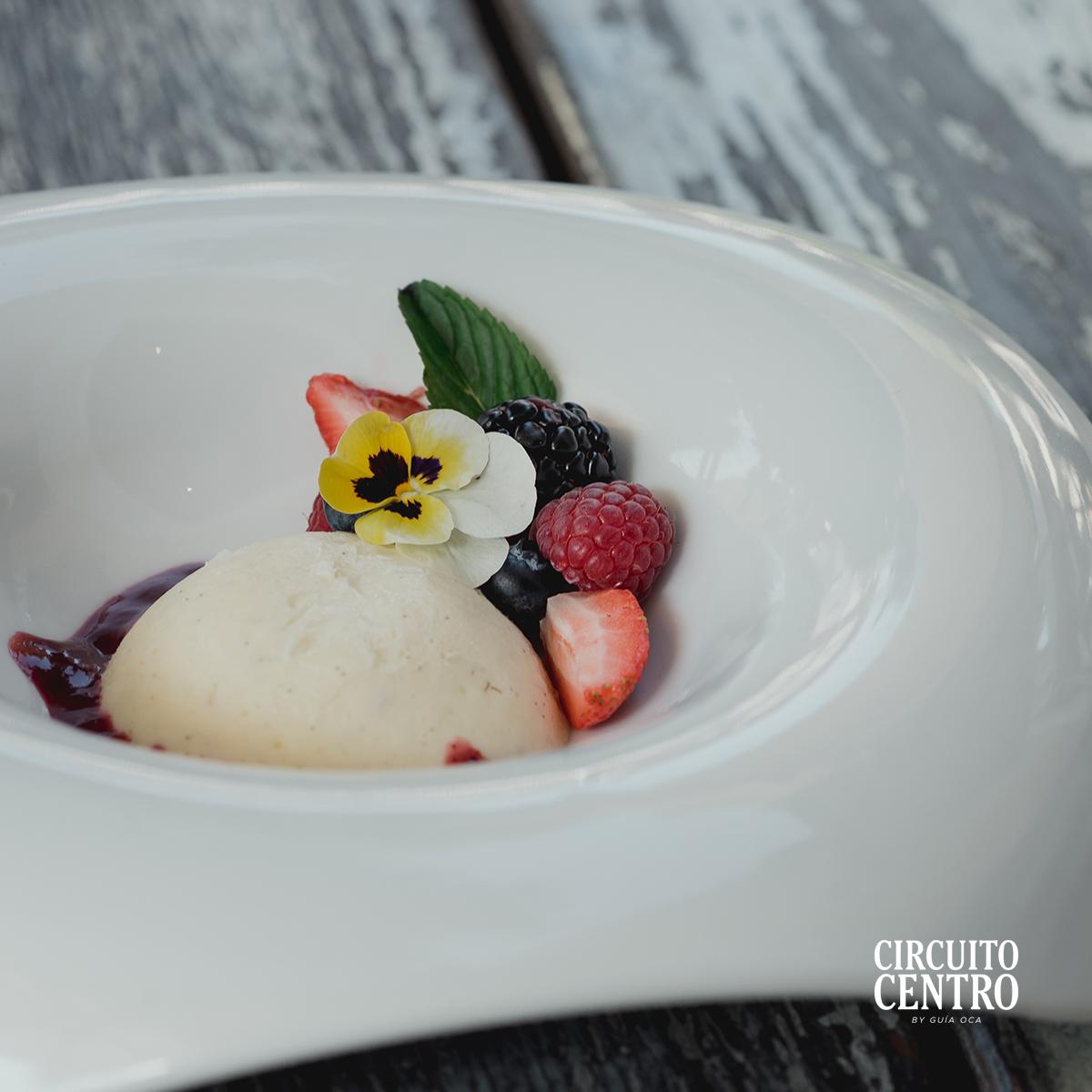 casonasapos's tweet photo. Como parte de un ejercicio para reactivar la gastronomía del #CentroHistórico de Puebla, #LeCrapaud se suma a circuito centro de @guiaOCA, conoce su menú especial, disponible hasta el domingo 22 de noviembre. https://t.co/u8mH4luLeW