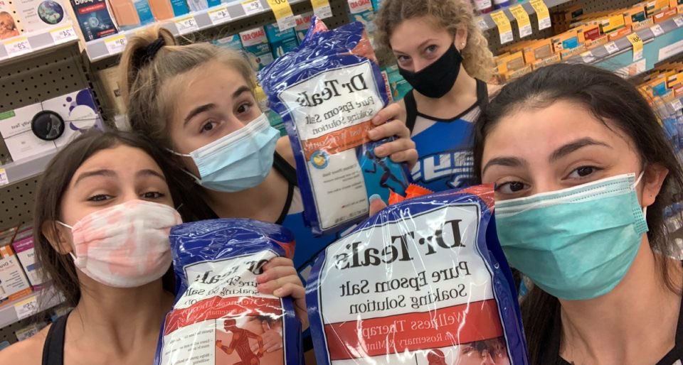 Beach__Rays's tweet photo. It’s that time of year...Full out season! Take care of yourself, your body will thank you!!!💪 Practice, rest, repeat! #epsonsaltbaths #beachrays https://t.co/4BA0f8mN2E