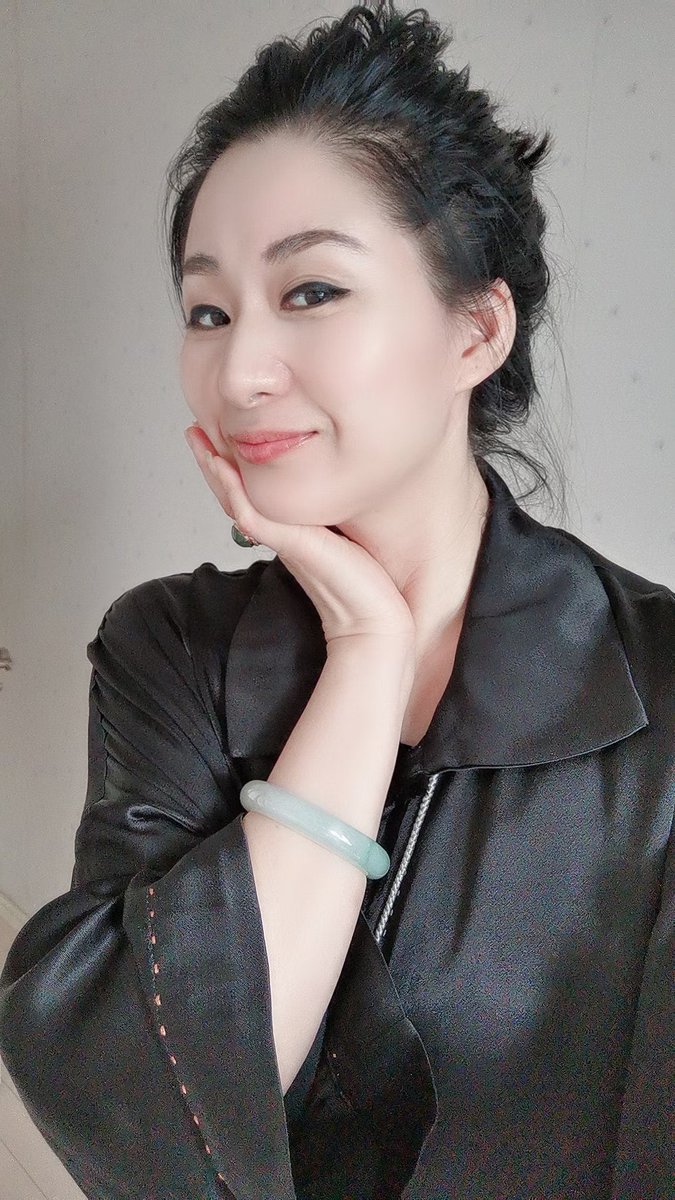 推友投稿第五期，40岁，茶馆老板娘，和老公两地分居，有点像徐娘👍 https://t.co/mkRTeNtPzy