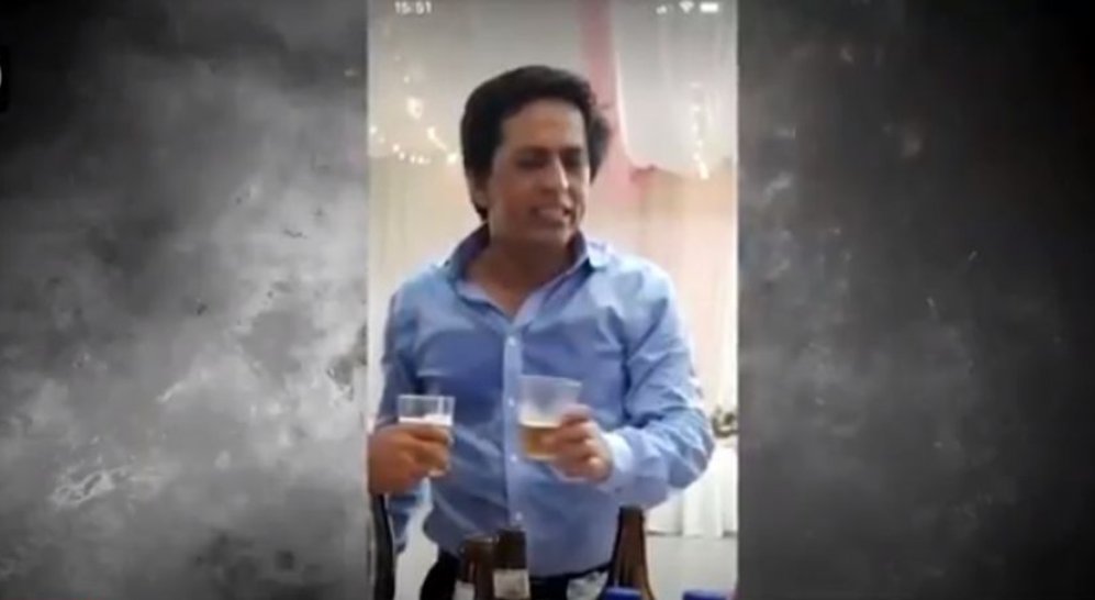 diariocorreo's tweet photo. Fernando Meléndez apadrinó boda en Iquitos el día que murieron dos jóvenes en protesta (VIDEO)
https://t.co/DBn7N7pHde https://t.co/xQkP99712e