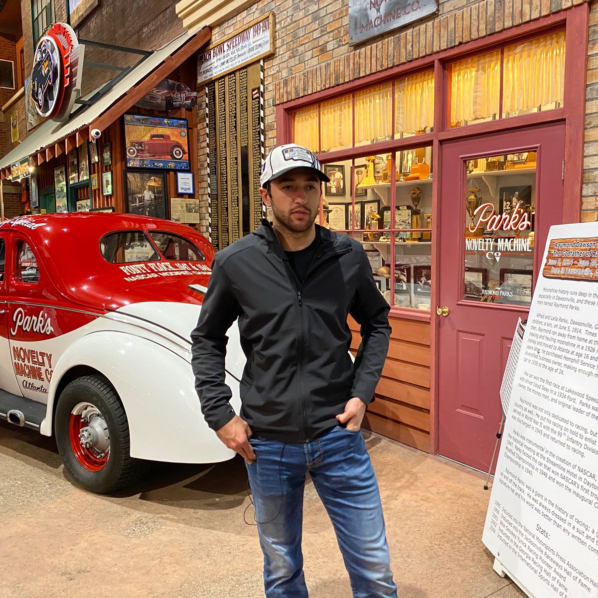 It’s media time for the championship duo at the Georgia Racing Hall of Fame!