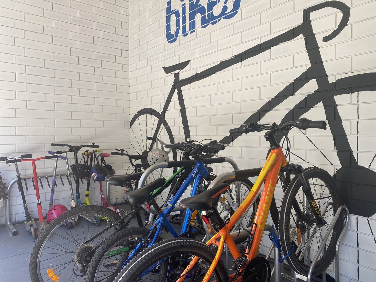 ProjReimaginate's tweet image. Massive uptake in students actively traveling to school since we introduced bike and scooter play into our yard. Having a safe, secure and sheltered place to park was a priority for students. 

#ProjReimaginate