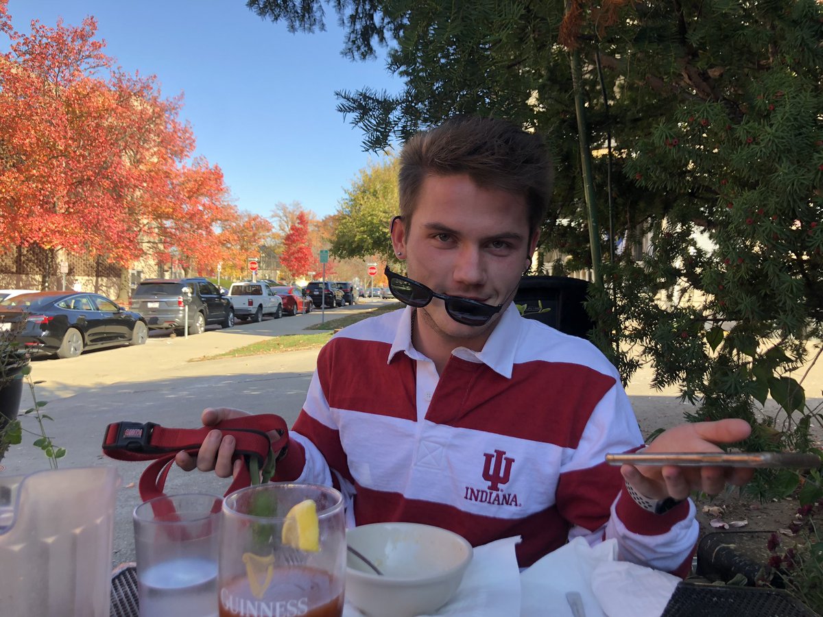 J_Zintsmaster's tweet photo. Come on b*tch, it’s brunch time https://t.co/M7f0MajVku
