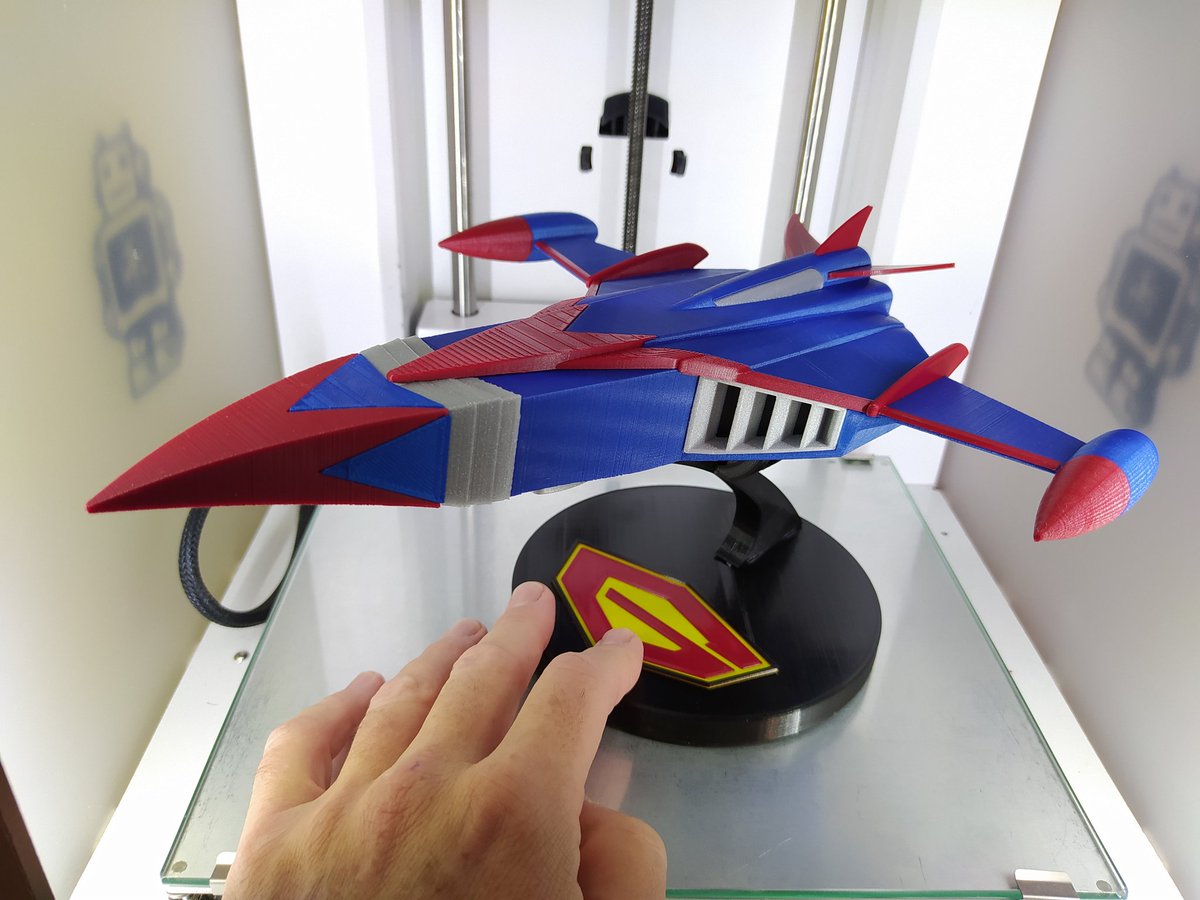 n3D_workshop's tweet photo. The final touch...👌 https://t.co/UsBgskrBVO