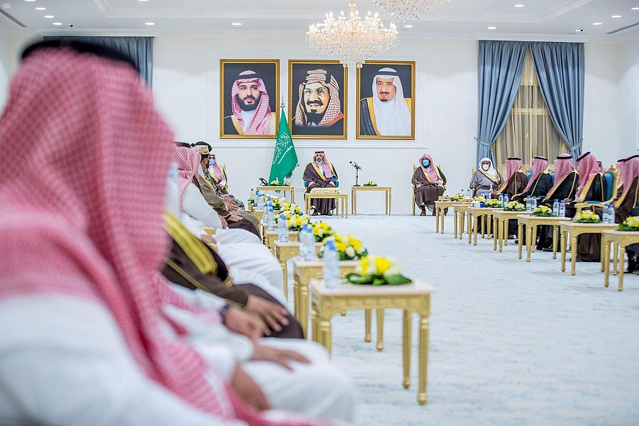 SPAregions's tweet photo. سمو أمير #الحدود_الشمالية يستقبل مواطنين ومسؤولين في جلسته المسائية.
https://t.co/7PREsdeu3I
#واس_عام https://t.co/jibPFp0C01