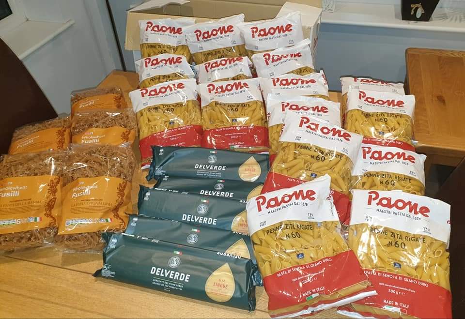 howden1987's tweet photo. Donation given from @SPARBradley to the veterans association for the area of #Grimsby everybody loves #pasta and #biscuits. Support Local #blakemoreFoundation @SPARintheUK @AF_Blakemore https://t.co/UWbvv4mvXq