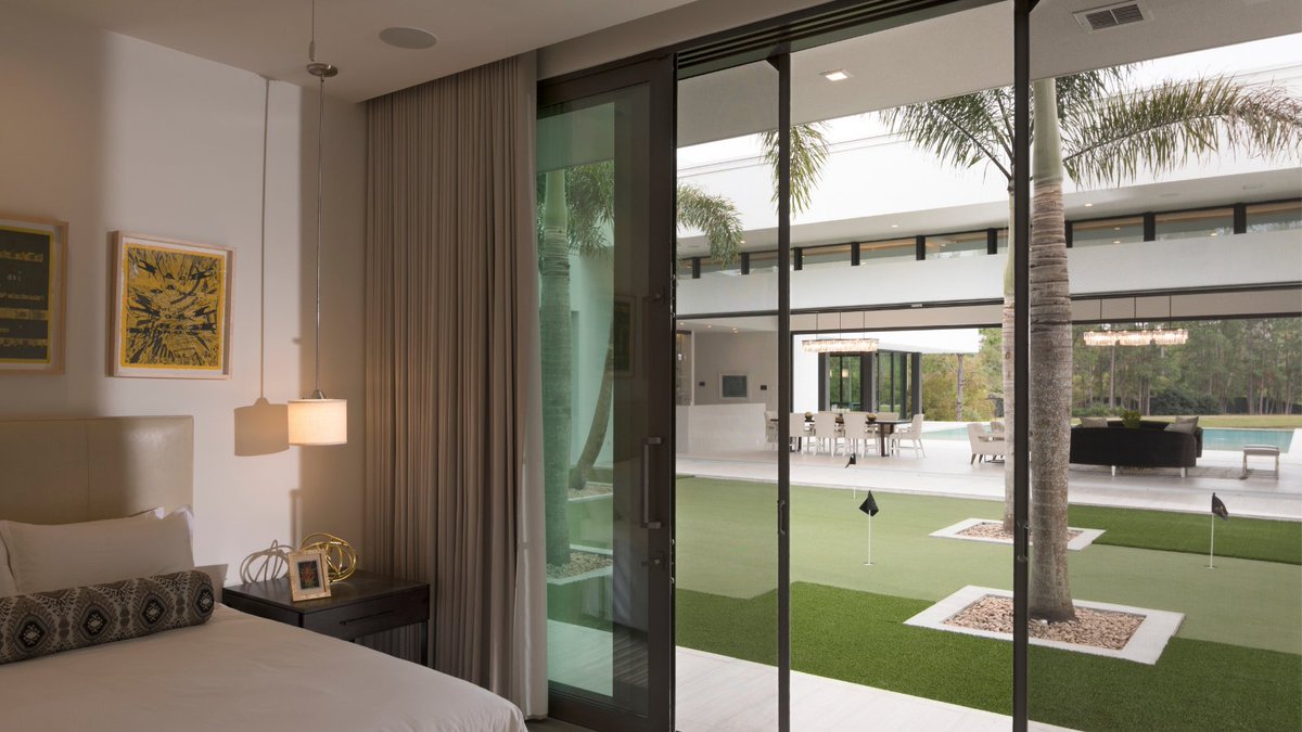 PhantomOntario's tweet photo. Phantom Screens are custom made and designed to match with existing décor of the finest homes. Our Screen Experts are veterans in suggesting the most appropriate colour, finish, and mesh for your home needs.
#phantomscreens #phantomscreensontario #custom #finehome  #homes https://t.co/Q3og5NGZVk