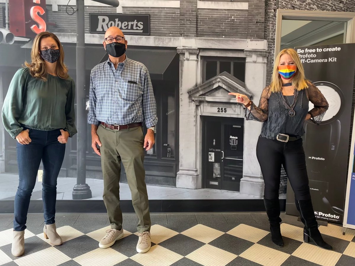robertscamera's tweet photo. We are sending a huge thank you to @RealLauraSteele &amp; @WTHRcom for coming in to talk with us today about our store &amp; our history!

Airing on Thanksgiving day during the noon news as part of the #13INsideTrack segment. Thank you to #WTHR for all you to do support local business! https://t.co/EFXaudiKAQ