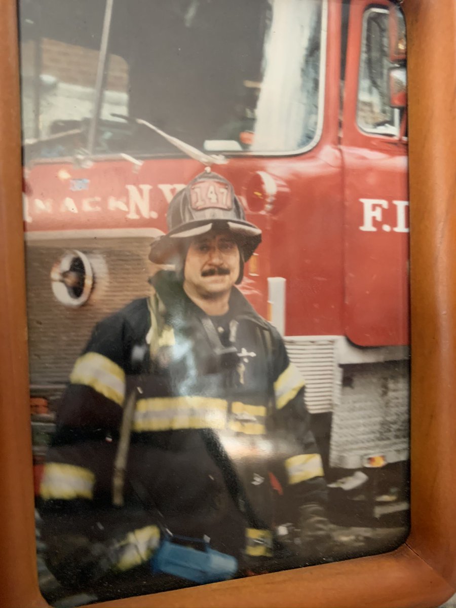 MattyNavy294's tweet photo. @LearyFF 86-06 20 full years! Engine 281/Ladder 147. #thebravest #daprideaflatbush #firefighterdad https://t.co/2FvOH3LnsM