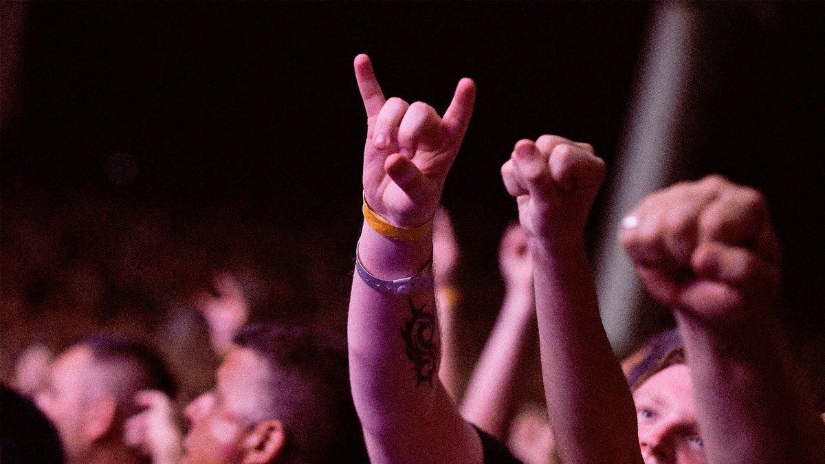 KnotfestBR's tweet photo. 🔥🔥🔥 https://t.co/b8o3kMT7el