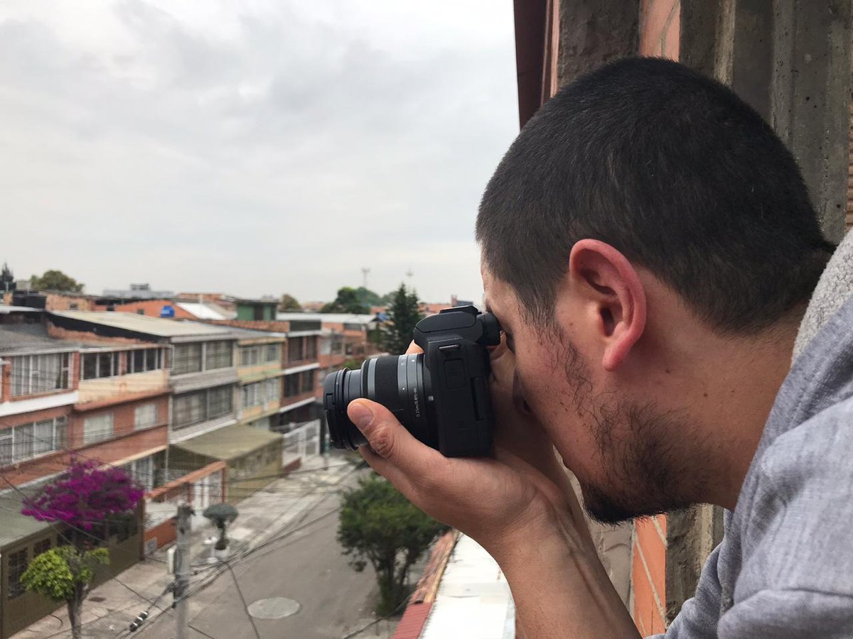 integracionbta's tweet photo. Sabías que las Casas de Juventud, son escenarios que promueven el fortalecimiento de los proyectos de vida de jóvenes generando espacios de formación para desarrollar sus capacidades. 
El proyecto @DistritoJoven_ cuenta con ellas y mucho más. 
👉https://t.co/DZUfmUgQED https://t.co/1XUGmseSMd