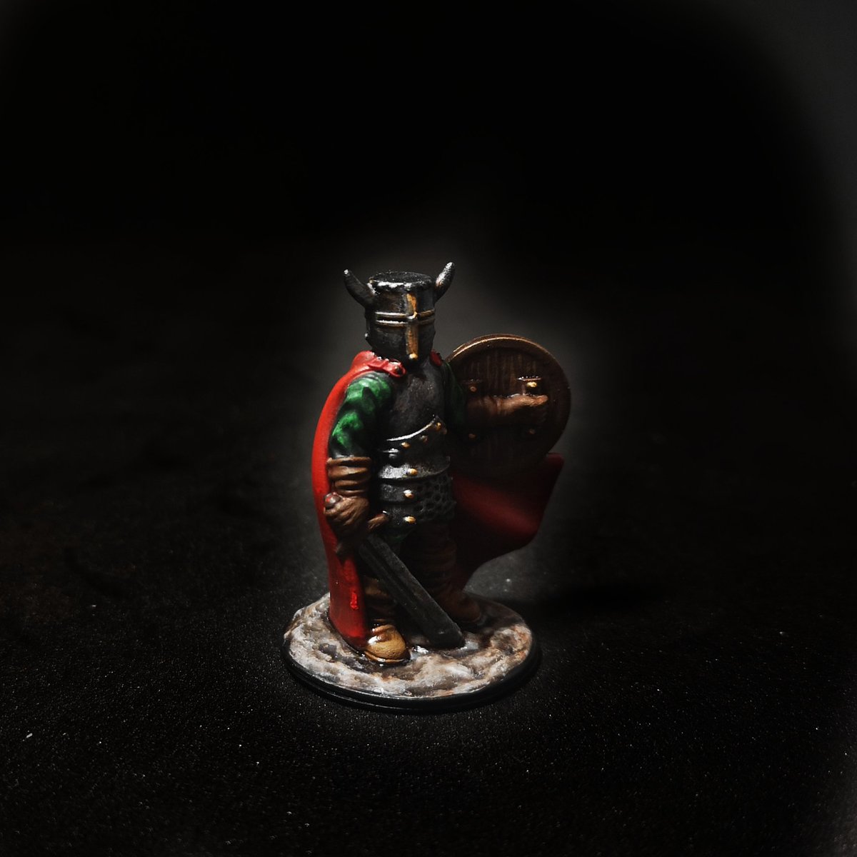 WeGailyGadabout's tweet photo. This Knight will also be going up.

#knightsofNi #wewantsashrubbery https://t.co/CUtiRp522E