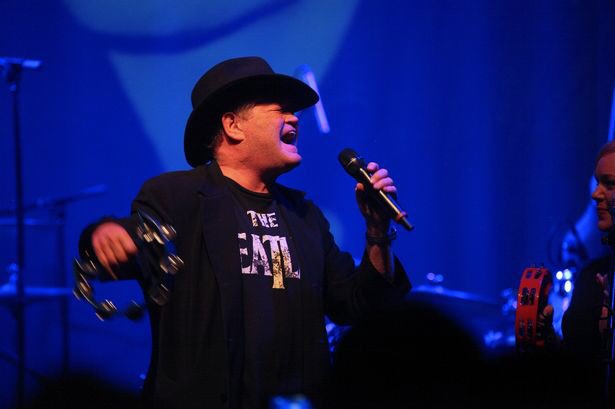 “England’s <a href="/7ARecords/">7aRecords</a> (fronted by <a href="/GlennGretlund/">Glenn Gretlund</a>) will release the next Micky Dolenz solo album, Dolenz Sings Nesmith in the first quarter of next year. Produced by Christian Nesmith, Dolenz started laying down his vocals last Friday in LA...” t2conline.com/the-glorious-c…