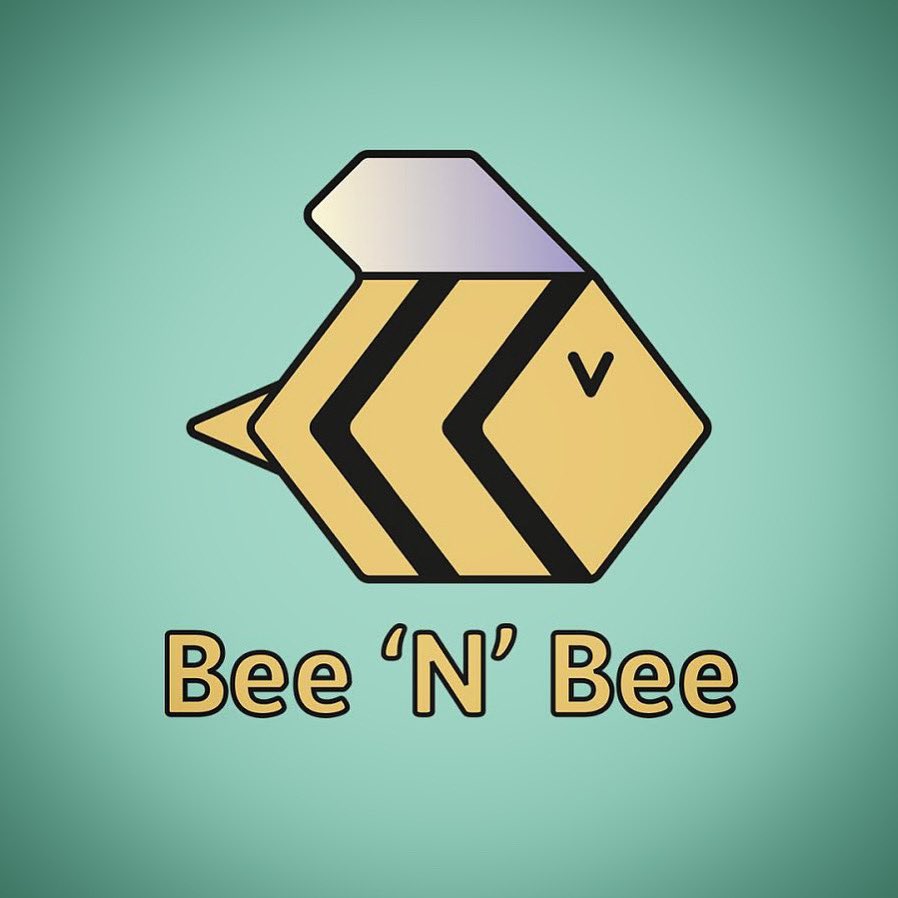 BeeNBeeInfo's tweet photo. We’re back... and with a #NewProfilePic 👀

Keep your eyes peeled for new exciting things coming to the Bee ‘N’ Bee team this year 😃

#WeSaveBees 🐝 https://t.co/8Zswn8JRJC