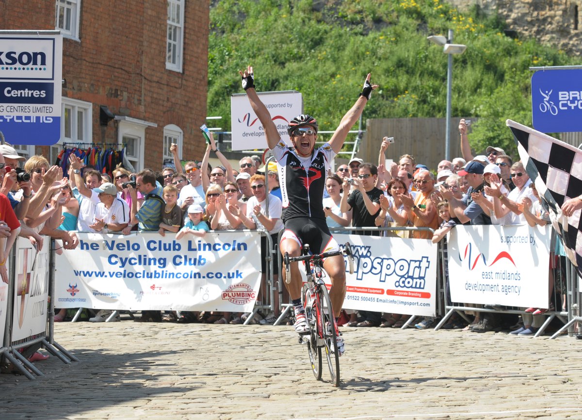 VeloUK's tweet photo. Good to see the Rapha Lincoln Grand Prix on the list of National Series events for 2021. Here's the list of men's winners that goes back to 1956. Some names on there!!
History of the National Series https://t.co/yrEFyUskcb
#PremierCalendar #StarTrophy #Monument https://t.co/YwthXfWk4K