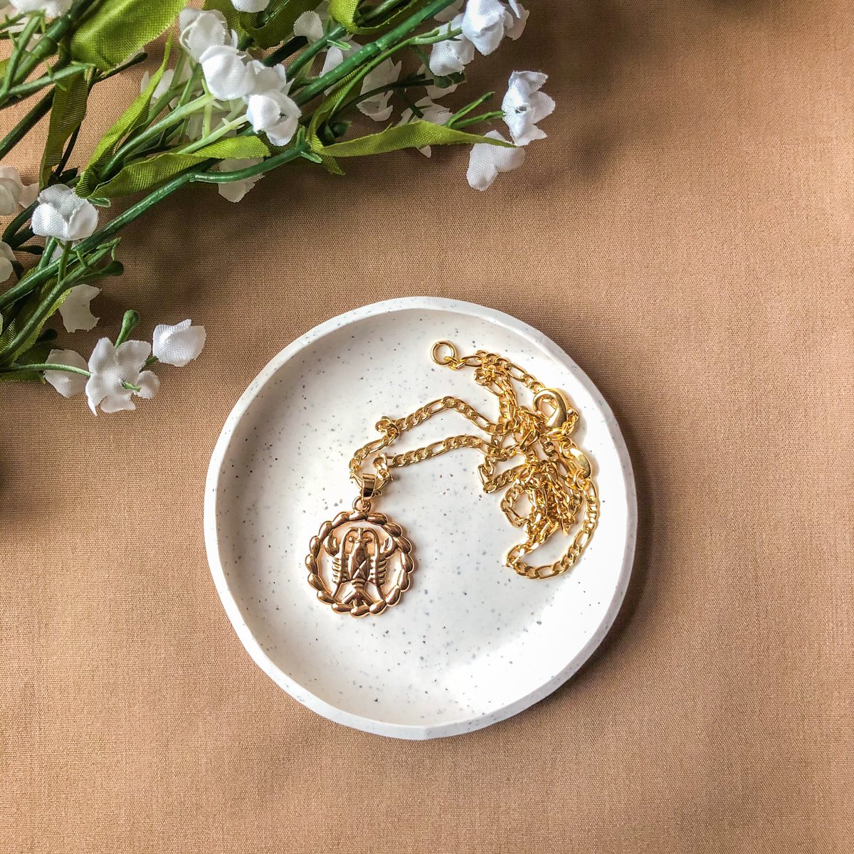isaattack's tweet photo. GUYS LOOK
I made this for my zodiac collection I’ll be releasing soon 🥺 https://t.co/3DQgrFIoWN