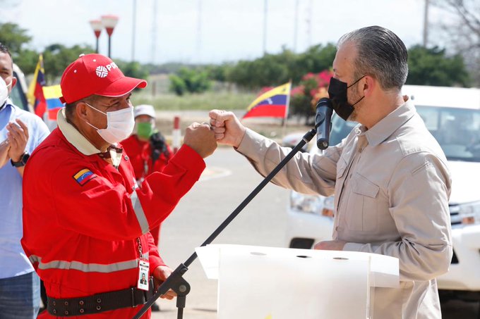 Guaidó - LA DEBACLE DE PDVSA - Página 21 EmaRmTYXYAUfV-_?format=jpg&name=small