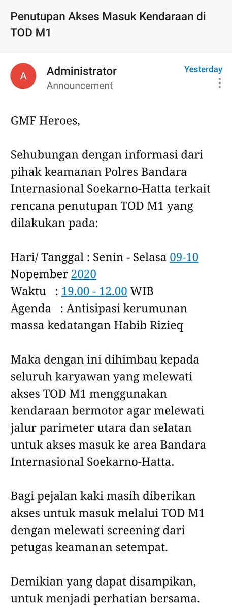 Wadoh
Gegara rame orang bilang #WelcomeBackIBHRS pintu M1 yg biasanya motor bisa tembus ke airport ditutup dulu.
Mau ga mau parkir M1 lanjot jalan kaki.
Baeklah... guwah ikhlas demi datangnya sang Imam Besar
