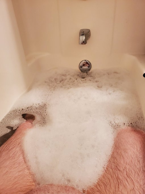 My bath video just dropped on OnlyFans, cum subscribe for free and check it out. A good 15min of me using