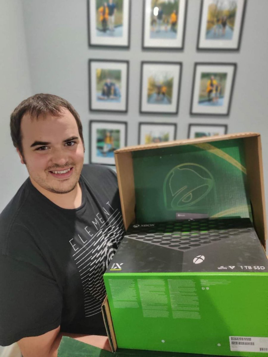 Thank you <a href="/tacobell/">Taco Bell</a> and <a href="/Xbox/">Xbox</a> for this AMAZING prize! #TacoBellXboxSeriesX #XboxLaunchCelebration
