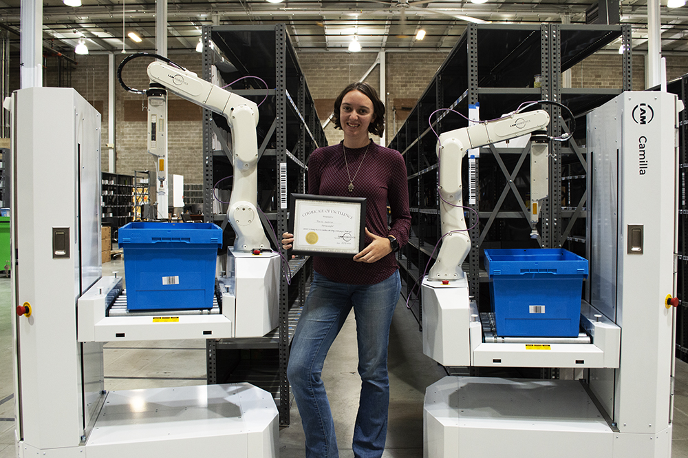 IAMRobotics's tweet photo. ... Our team is a mix of robot and #automation experts, tinkerers, and problem solvers, who have been addressing problems in #logistics and the #supplychain for years. https://t.co/srK1s1pUNE