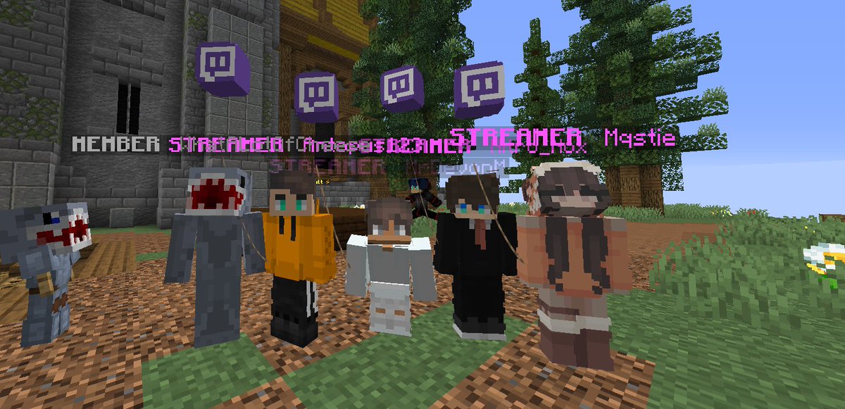 Goddehh's tweet photo. Streamer Gang!! (apart from one person) | Minigame Monday best moments video coming out soon! 👀#MinigameMonday https://t.co/j2jKz1UXpc
