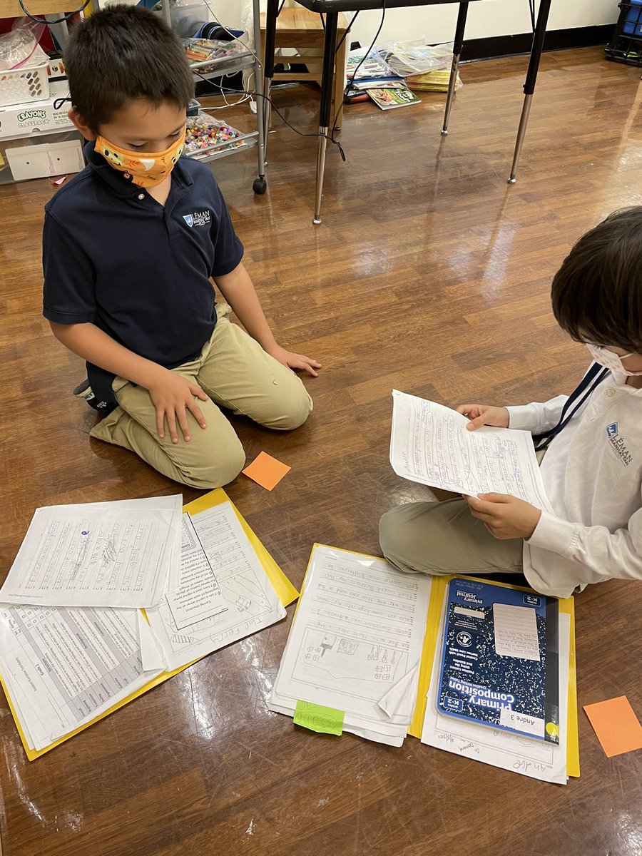 2ndGrade508's tweet photo. Writers use Peer Editors before publishing their writing! https://t.co/mYeEMX2Jka