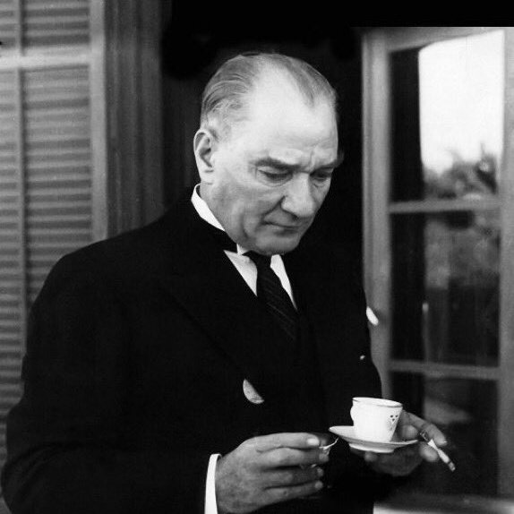 Dün, bugün ve daima 
#Atamİzindeyiz