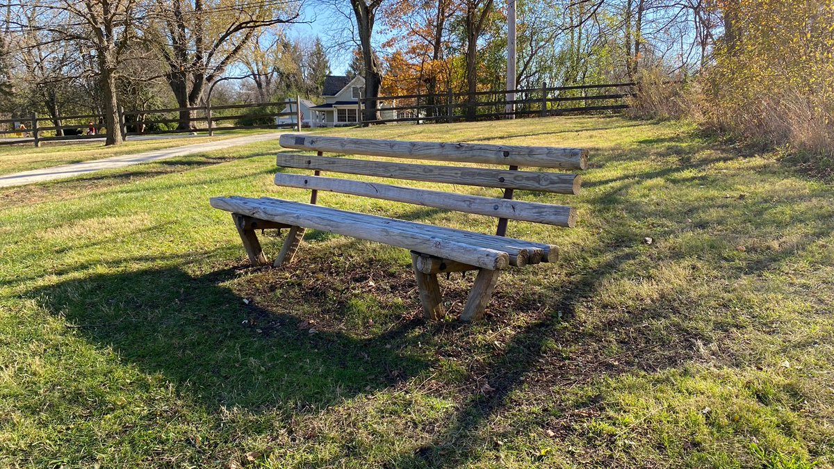 BuildItFast2K's tweet photo. We think about installing posts in the ground a lot and these grabbed our attention. #ConcreteAlternative #BuildItFast2K #Fast2K #landscapearchitect #fence #fencedesign #fencepost #woodposts #contractorlife #newfence #woodfence #privacyfence #cedarfence #customfence https://t.co/ikISvMRxro