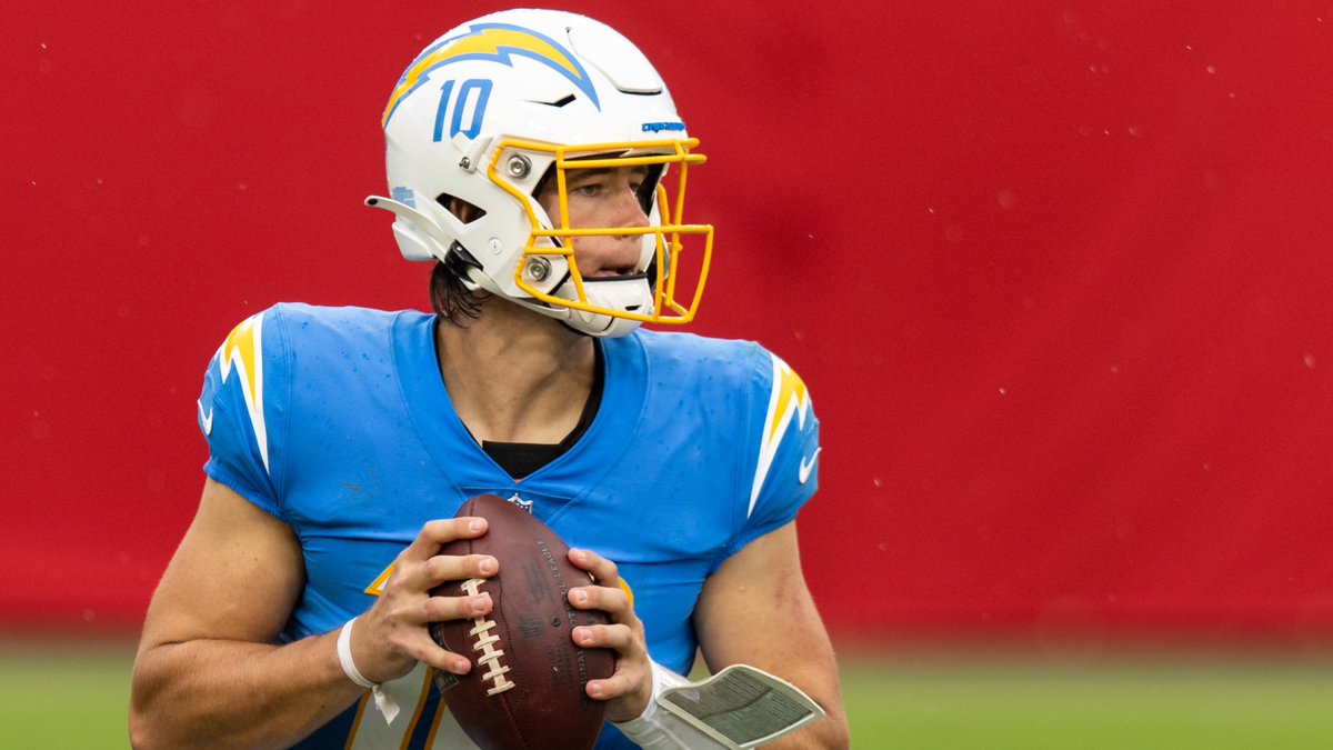 CBSSportsHQ's tweet photo. First 7 career starts as a rookie:

                         NFL All-time rank
2,146 pass yds         1st
17 pass TD                2nd
104.7 pass rating     2nd

Justin Herbert is that dude #BoltUp https://t.co/oy0YcKY9Cc