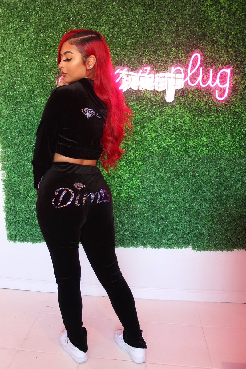 Dim3ond's tweet image. Second My models All 10s and They repping it 💎💎💎