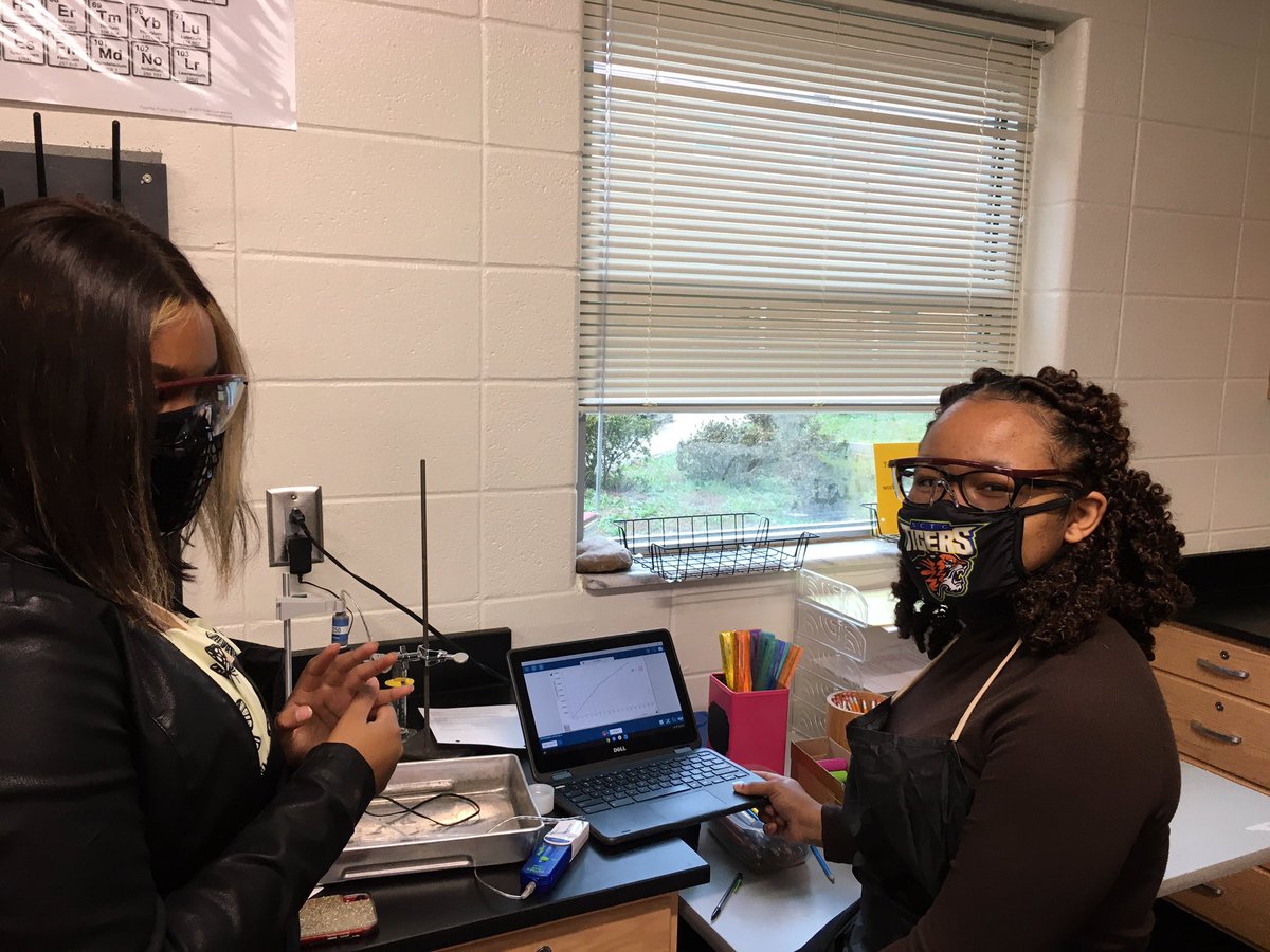 BergstromBio's tweet photo. Masked @FCHSTigers roar through labs. Thanks to folks from home who send in extra alcohol wipes and hand sanitizer for safe hands-on activities. https://t.co/nlgeLghlWw