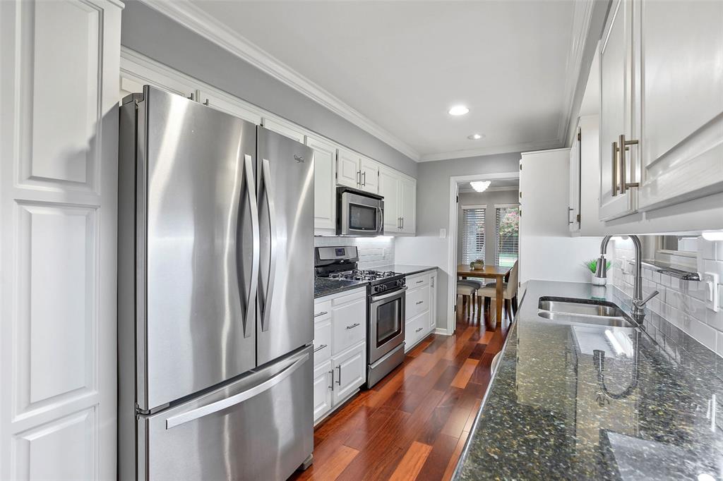 foundersre's tweet photo. What $600,000 dollars looks like in Dallas County
 
5 beds | 2.5 baths | 2750 Sq. Ft. 

This gorgeous contemporary home seems simple at first, but this 10,629 Sq. Ft. home has lots of surprises! https://t.co/dbNbMr5Nwx