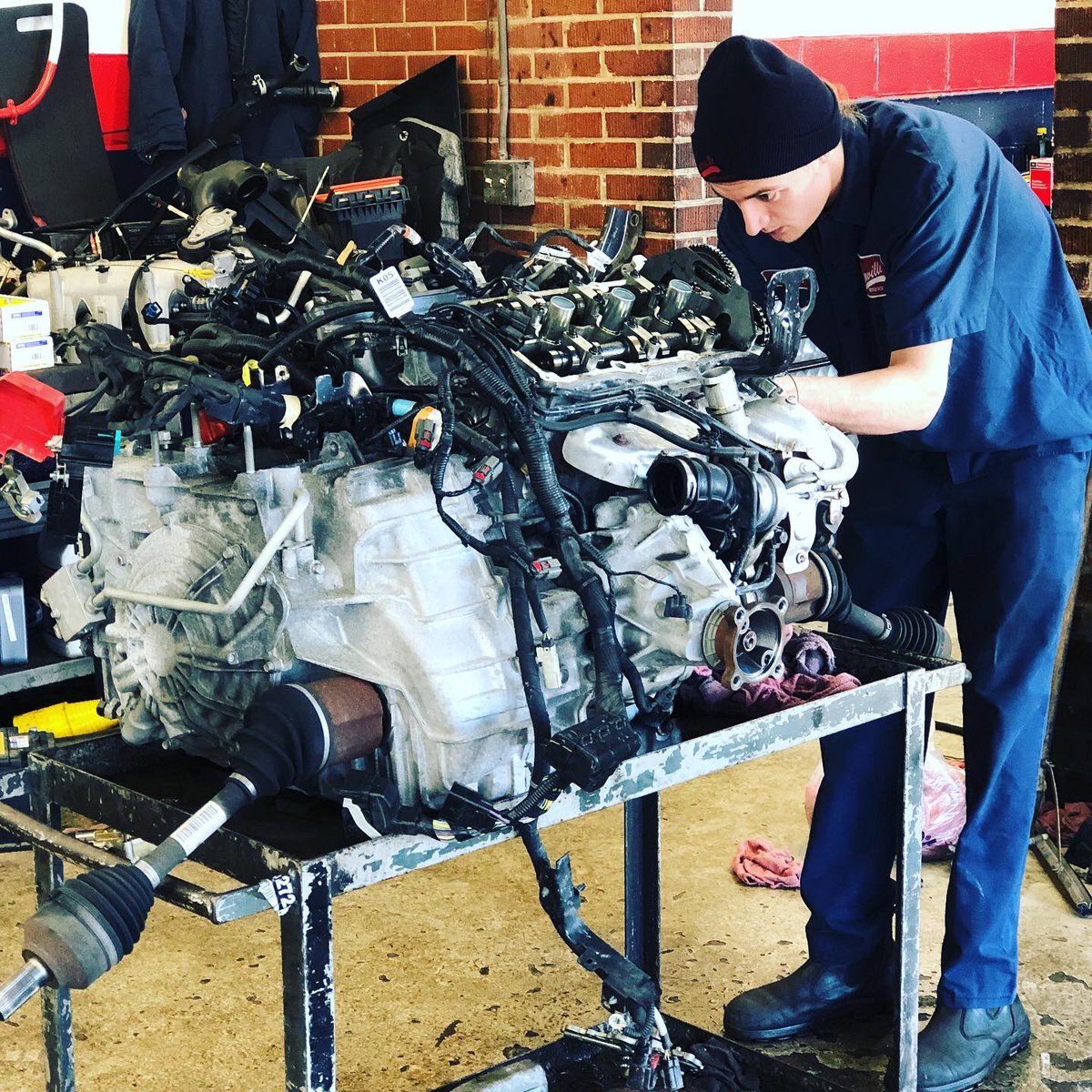 CentServCenter's tweet image. Brad had to drop the engine out of this Lincoln just to change the water pump!