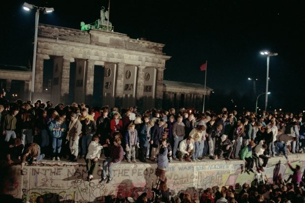 4. 09.11.1989 - The Berlin Wall falls, as well as the Iron Curtain.