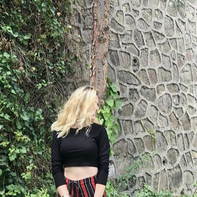 SelenMine3's tweet photo. #YeniProfilResmi https://t.co/9aB8ZYXKSk