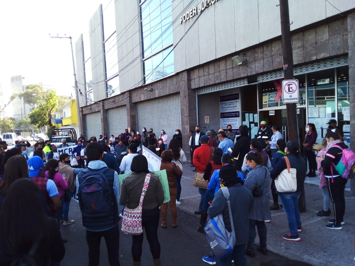 Cheri_EPO55's tweet photo. Hoy, 9 de nov.,el #MMCRE #CNTE interpone #AmparoPorBasificación
Ante un Juez de @SCJN en #Naucalpan @Edomex 
En el marco de #JornadaNacionaldeLucha de la CNTE
@alfredodelmazo @geramonro05 @israeljeronimol 
@emoctezumab @SEP_mx @CODHEM 
@LagarrapataS22 @lajornadaonline @lhan55 https://t.co/A8A331hJQO
