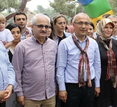 Hazine ve Maliye Bakanlığı görevine atanan değerli dostumuz <a href="/lutfielvan/">Lütfi Elvan</a> beye gönülden başarılar diliyorum. Ülkemiz, milletimiz ve kendisi adına hayırlı ve uğurlu olmasını dilerim.