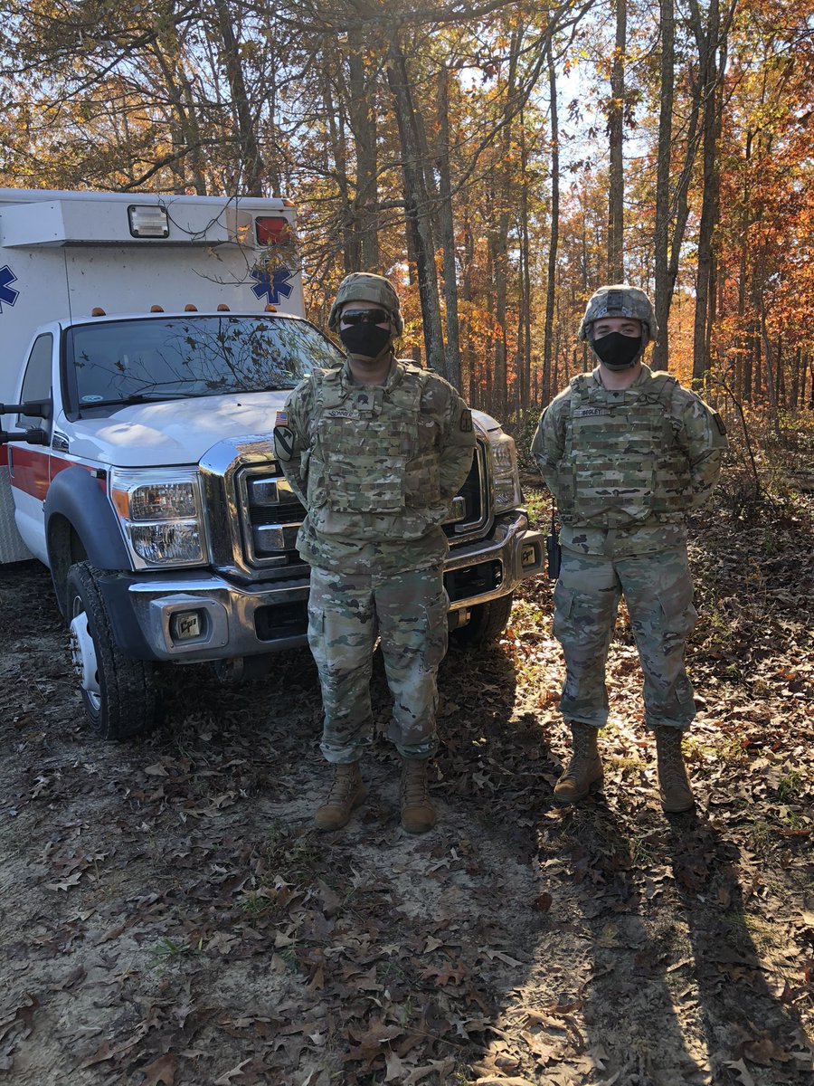 OrdnanceCSM's tweet photo. #MEDIC!
Canβt have an #EOD #DemoRange without #Medics & #MedicalSupport
SGT Sonnier and SPC Begley
#VictoryAndSupportStartHere
@TRADOC @medcoe @DennisLeMaster7 @CASCOM_CG @CASCOM_7 @ChiefofOrdnance @EodCmdtUSArmy @EodSgm @BrieKotula https://t.co/rQuoaBh2xG