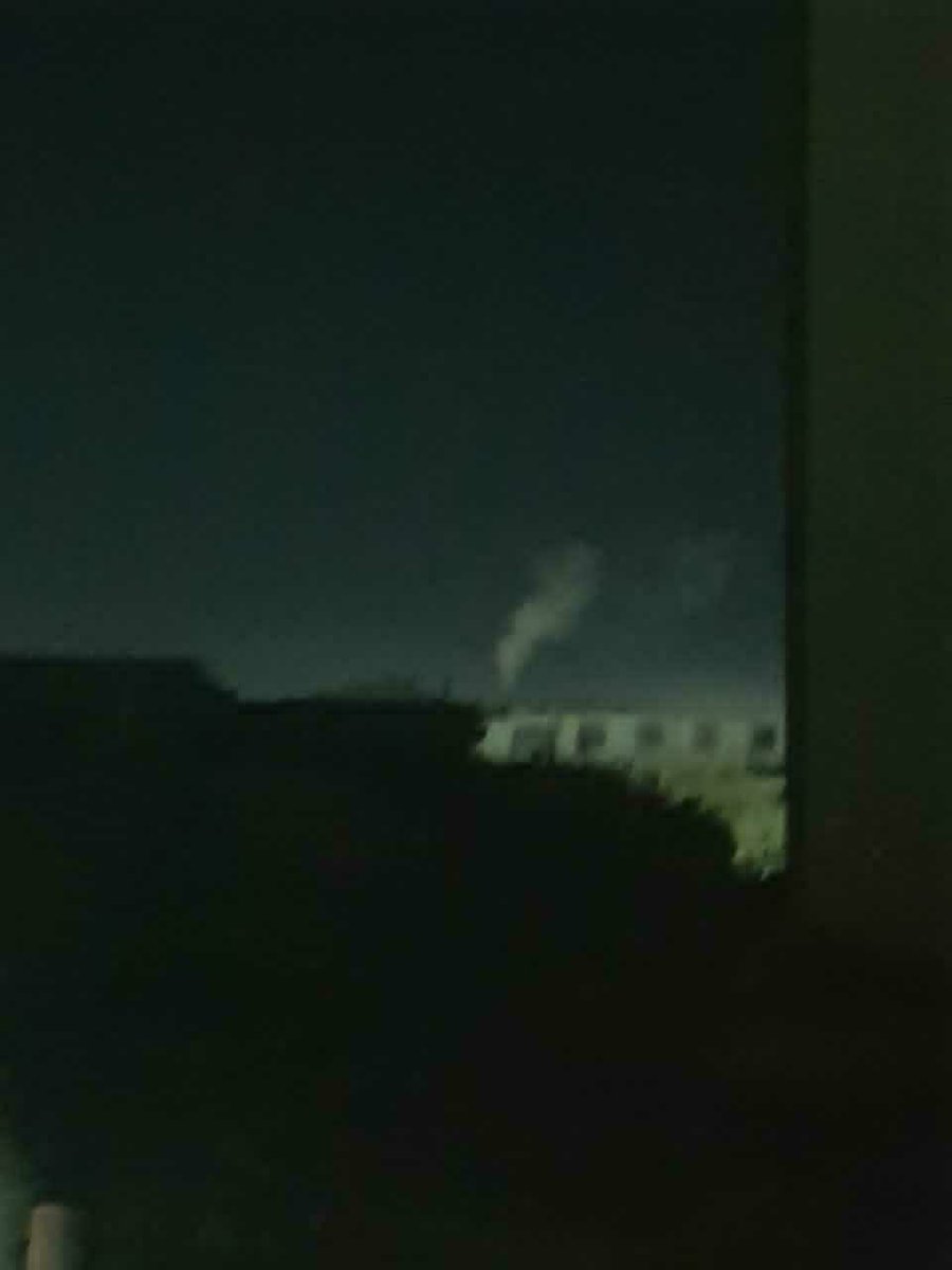 Caucasuswar's tweet photo. First images coming from the Capital city of Azerbaijan, Xirdilan, Baku . Looks like Armenian forces targeted the city with ballistic missiles. https://t.co/qk0DpTr008