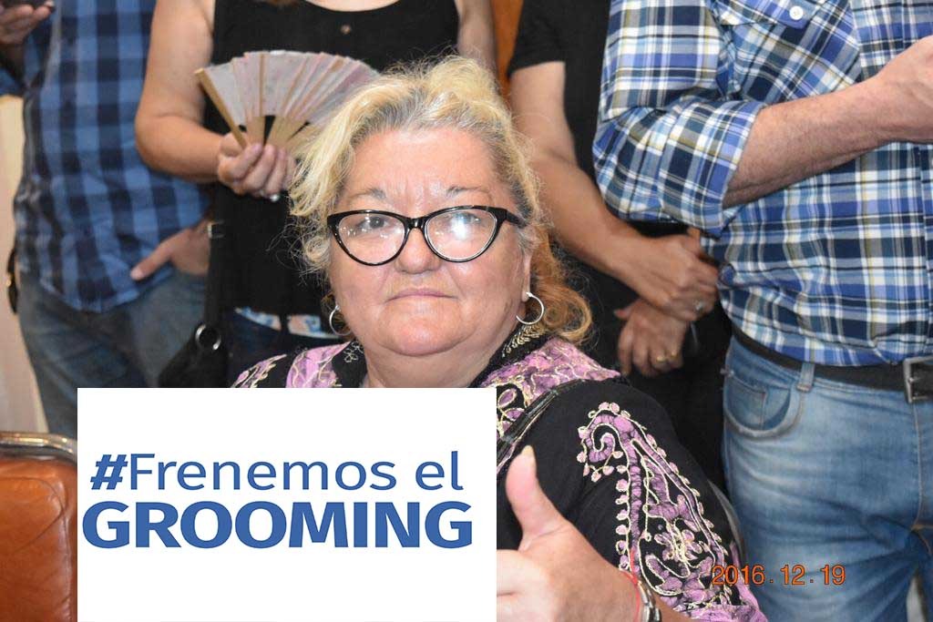 MariaMaffezzoni's tweet photo. .@LucianaPadulo #Frenemos EL GROOMING 💙 https://t.co/1TyqAjicOW