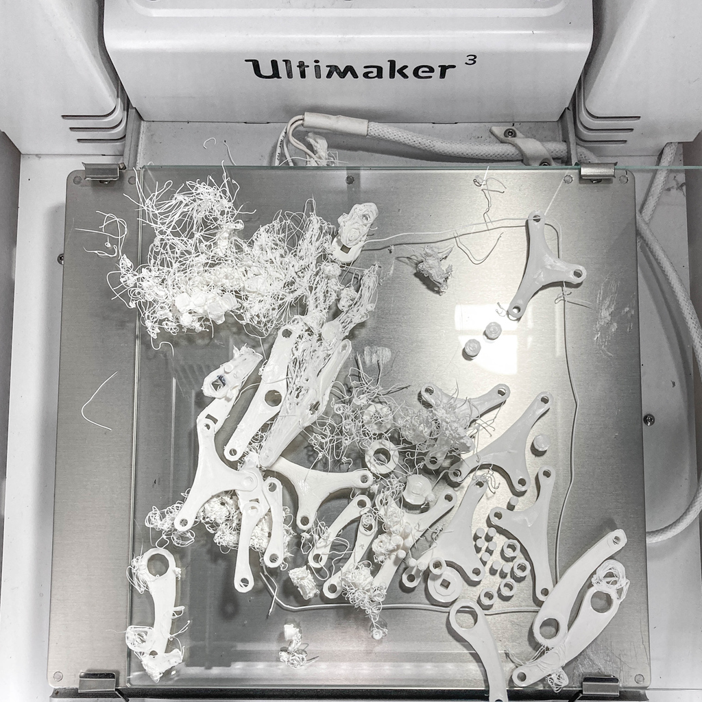 CoreElecAU's tweet photo. Not every print is successful, 😅 but at least the mild frustration comes with a chance to learn. 📚
#3dprinting #3dprint #3dprinter #3dprintinglife #3dprintingcommunity #failedprint #makereducation #STEM https://t.co/qSK1JX8Sqr