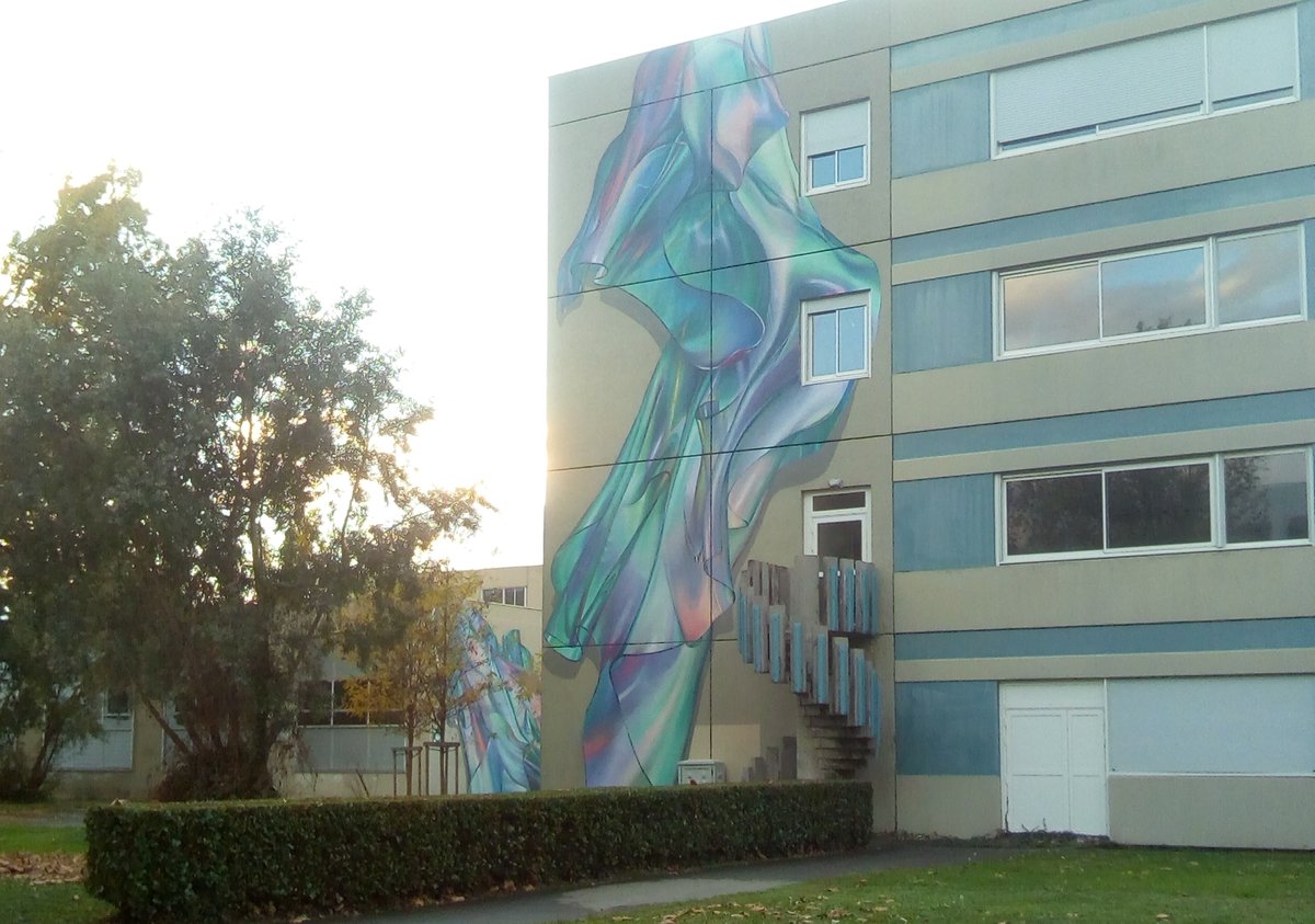 BinnetteBin's tweet image. Challenge 11-09 of #30daysofOSM: map some artwork in #OpenStreetMap. I added a beautiful mural by Rosie Woods (itsrosiewoods.com) and will upload my image to #mapillary to add it to the mural node in OSM 👍