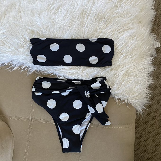 More items listed on my Poshmark💕 https://t.co/U1XYBMIQUX https://t.co/YCTI92Qxua