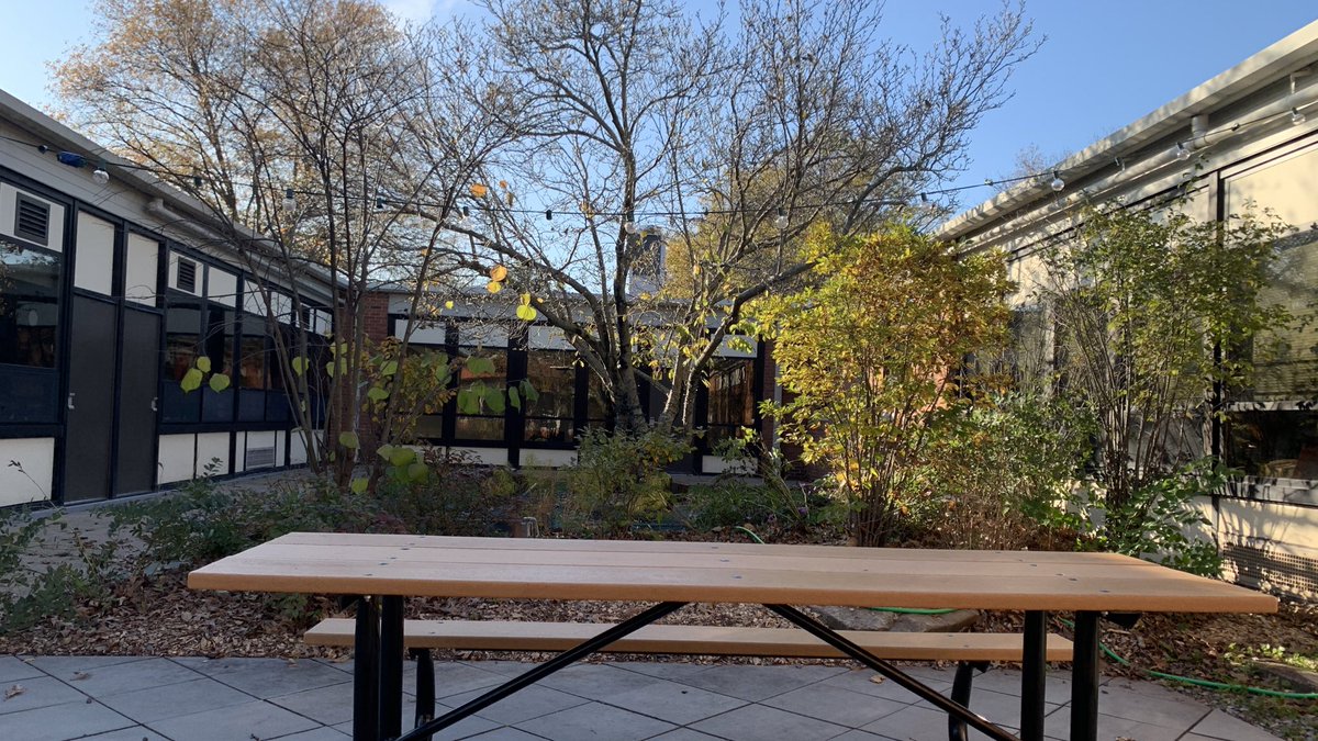 Dr_BethHoffman's tweet image. “It’s a funny thing about life, once you begin to take note of the things you are grateful for, you begin to lose sight of the things you lack.” @GermanyKent Beautiful day @BearTavernES!  #beartavernpride