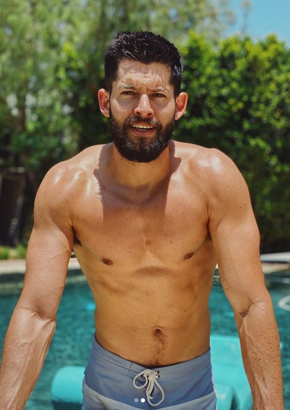 ALL eyes are on <a href="/HunterMarch/">Hunter March</a> who was just named "Mancandy of the Week" according to "In Touch" magazine! 😜 Tag your mancandy below! 😉 #NightlyPop #workout #fit [IG: huntermarch]