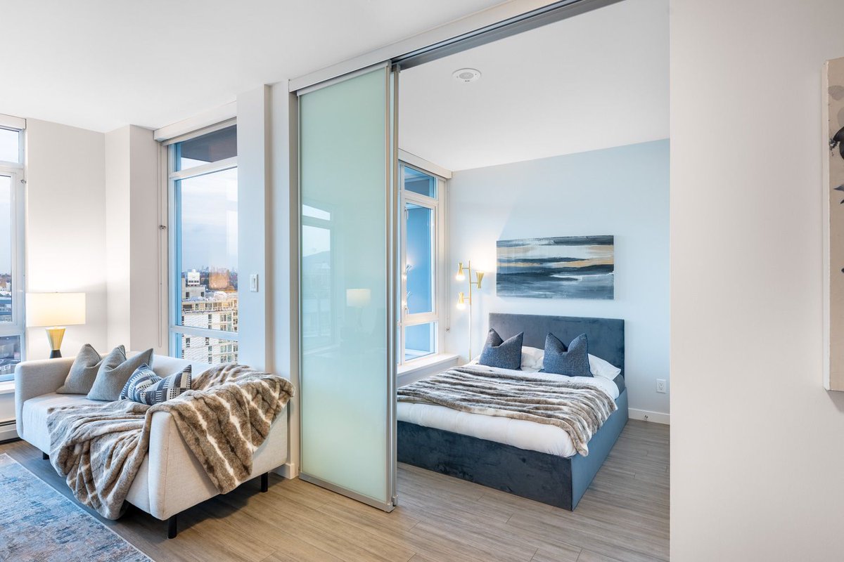 ExpertsVancity's tweet image. ▫️N E W  L I S T I N G 

#1705-1775 Quebec St. - Mount Pleasant - Vancouver

✨Offered at $649,000 • 1 Bed + Flex • 1 Bath • 562 sq/ft living space • 1 parking • rentals allowed • pet friendly ✨

▫️info@vancityexperts.com
▫️604.720.2222