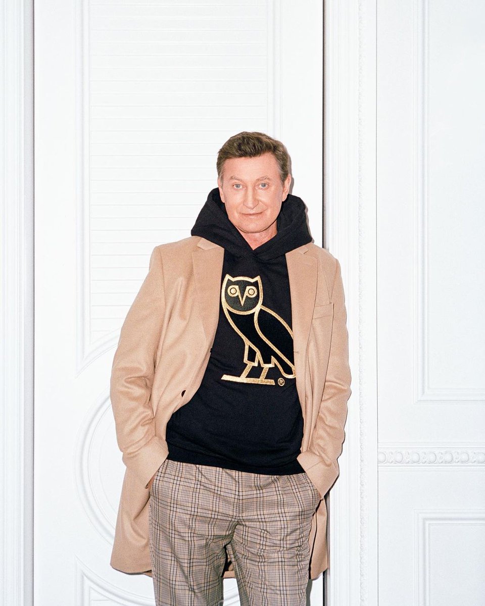 hockeynight's tweet photo. Wayne Gretzky x OVO 🇨🇦

The 2020 collab we didn't know we needed until right now

📸: @welcomeovo https://t.co/bTGwGhDIl9